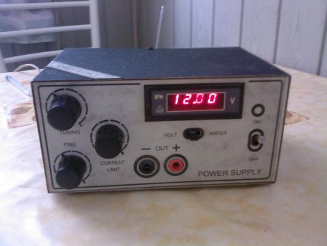 tapegyseg_0-28v0-2a.jpg